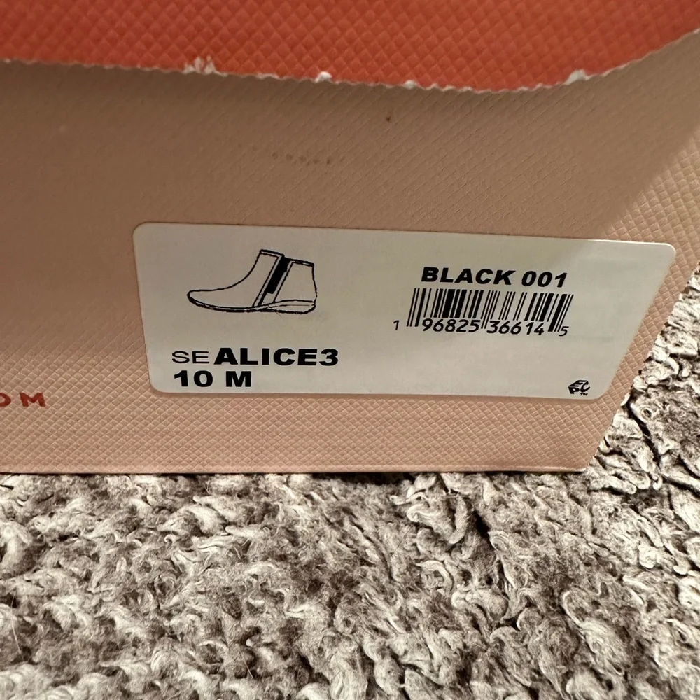 Brand new East Spirit boots - Picture 6 of 6